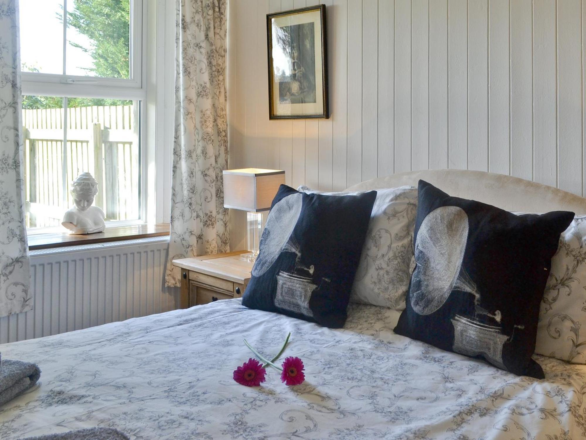 The Retreat Villa Belladrum Екстериор снимка