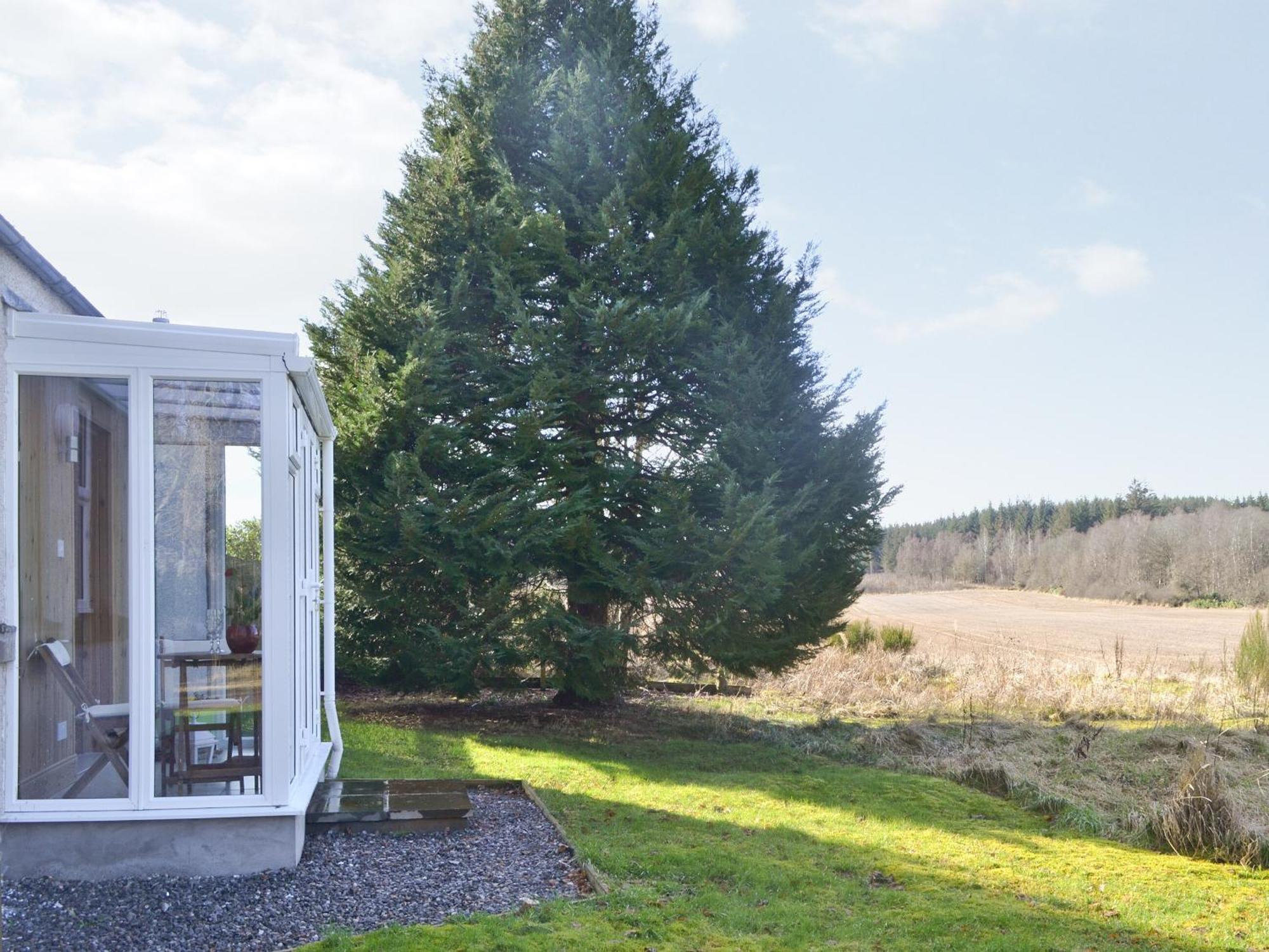 The Retreat Villa Belladrum Екстериор снимка